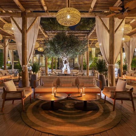 Sofitel Dubai Palm Apartments Exterior foto The interior of the restaurant